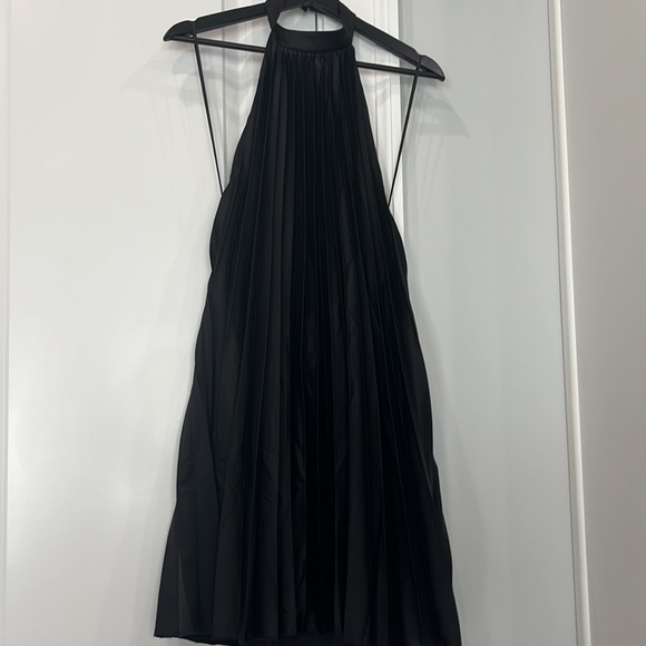 Abercrombie & Fitch Black Trapeze Pleated MinibDress Sz-M T - Picture 9 of 16